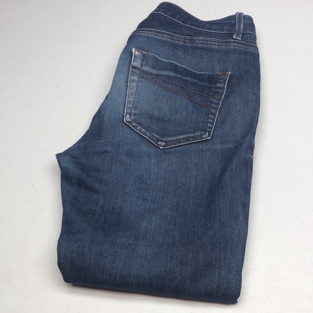 PREMIUM RW&CO MID-RISE STRAIGHT FIT JEANS 28x32 ⭐️